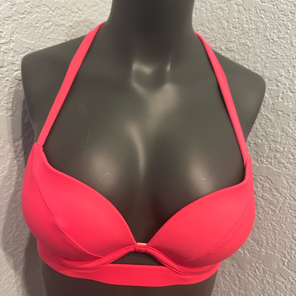 Victoria Secret swimsuit top 🏊